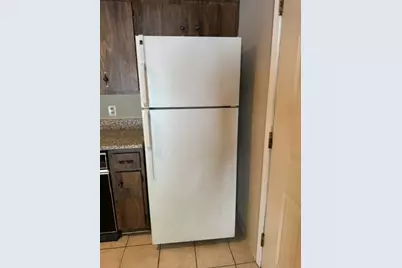 305 Pine St #12, Lowell, MA 01851 - Photo 5