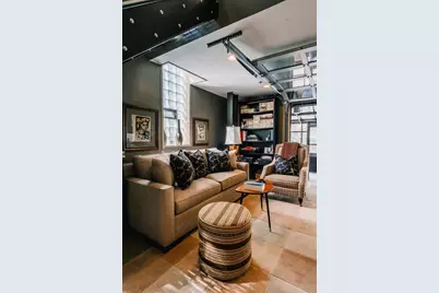 1391 Hyde Park Ave #D, Boston, MA 02136 - Photo 9