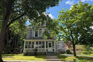 77 Nonotuck St, Holyoke, MA 01040 - Photo 1