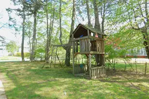 77 Nonotuck St, Holyoke, MA 01040 - Photo 19