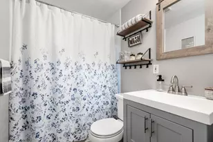 31 Lexington, South Hadley, MA 01075 - Photo 17