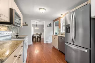 31 Lexington, South Hadley, MA 01075 - Photo 9
