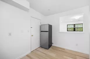 8 Jackson St, Quincy, MA 02169 - Photo 9