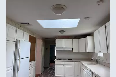 79 Newton Ave N, Worcester, MA 01602 - Photo 15