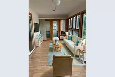 670 Eastside Rd, Wrentham, MA 02093 - Photo 7