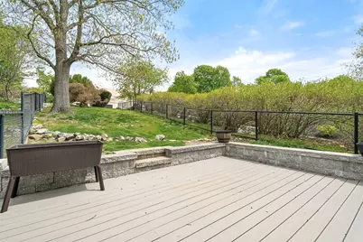 365 Main Street, Saugus, MA 01906 - Photo 3