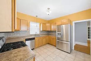 34 Sherman St, New Bedford, MA 02740 - Photo 5