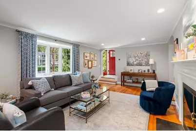14 Standish Rd, Wellesley, MA 02481 - Photo 5