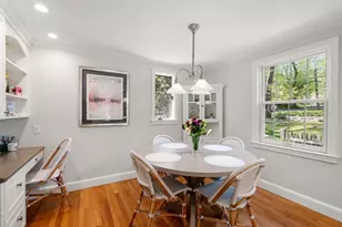 14 Standish Rd, Wellesley, MA 02481 - Photo 17