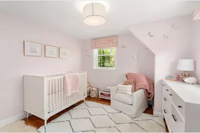 14 Standish Rd, Wellesley, MA 02481 - Photo 21