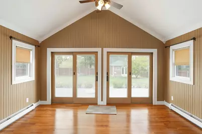 56 Chipaway Rd, Freetown, MA 02717 - Photo 9