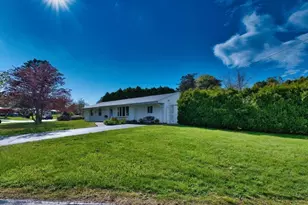 15 Mishawum Dr, Dartmouth, MA 02748 - Photo 5