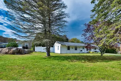 15 Mishawum Dr., Dartmouth, MA 02748 - Photo 3