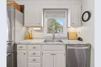 14 Walnut Rd, Chelmsford, MA 01824 - Photo 5
