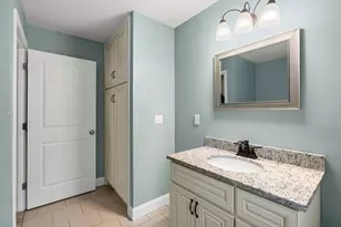 32 Dennison Ave, Salem, NH 03079 - Photo 17