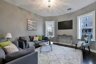 26 Elder St, Boston, MA 02125 - Photo 5