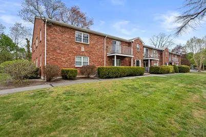 6 Kingswood Dr #11, Abington, MA 02351 - Photo 1