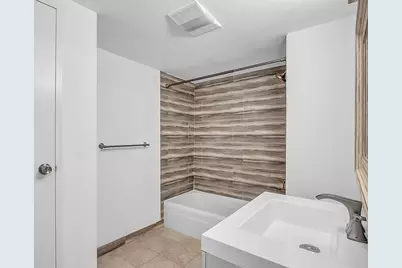 146 Marble St #211, Stoneham, MA 02180 - Photo 9