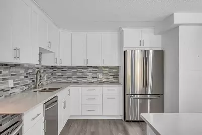 146 Marble St #211, Stoneham, MA 02180 - Photo 3