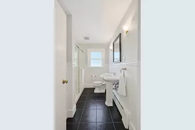 27 Lincoln St, Andover, MA 01810 - Photo 13
