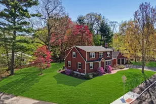 27 Lincoln St, Andover, MA 01810 - Photo 3