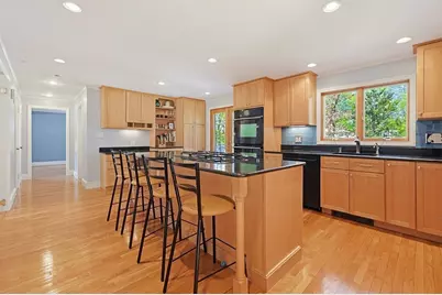 27 Lincoln St, Andover, MA 01810 - Photo 11