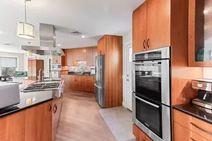 8 Dunham Rd, Freetown, MA 02702 - Photo 9