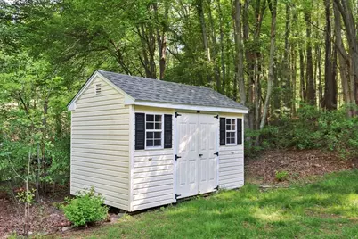 18 Yorkshire Pl, East Longmeadow, MA 01028 - Photo 23