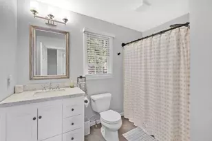 18 Yorkshire Pl, East Longmeadow, MA 01028 - Photo 13