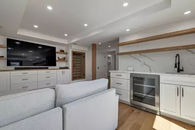 22 Harvard St, Somerville, MA 02143 - Photo 27