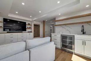 22 Harvard St, Somerville, MA 02143 - Photo 27