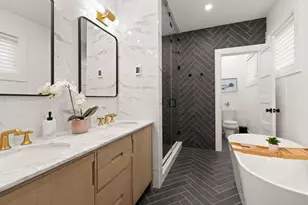 22 Harvard St, Somerville, MA 02143 - Photo 13