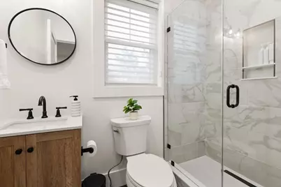 22 Harvard St, Somerville, MA 02143 - Photo 17