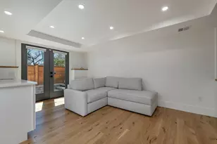 22 Harvard St, Somerville, MA 02143 - Photo 29