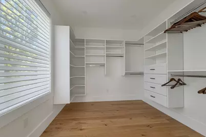 22 Harvard St, Somerville, MA 02143 - Photo 15