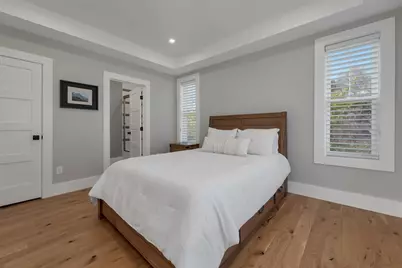 22 Harvard St, Somerville, MA 02143 - Photo 15