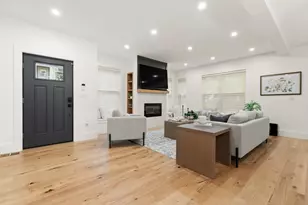 22 Harvard St, Somerville, MA 02143 - Photo 5