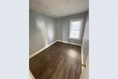 502 Fourth St #2E, Fall River, MA 02721 - Photo 3