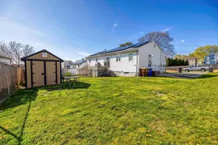 321 Embert St, Fall River, MA 02721 - Photo 21