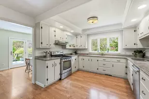 55 Mechanic St, Amherst, MA 01002 - Photo 13