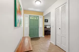 55 Mechanic St, Amherst, MA 01002 - Photo 3