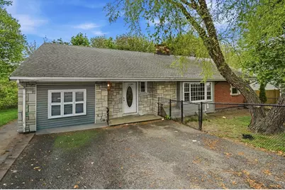 253 Lexington St, Woburn, MA 01801 - Photo 27
