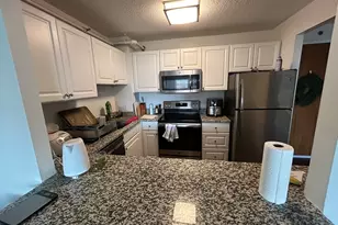 872 Massachusetts Ave, Cambridge, MA 02139 - Photo 3