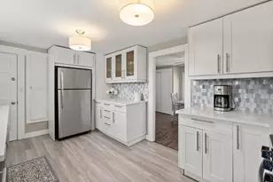 10 Trenton St, Yarmouth, MA 02673 - Photo 9