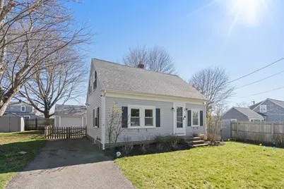 10 Trenton St, Yarmouth, MA 02673 - Photo 27