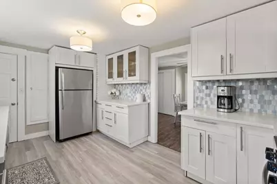 10 Trenton St, Yarmouth, MA 02673 - Photo 9