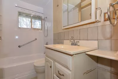 82 Lowell St., Woburn, MA 01801 - Photo 9