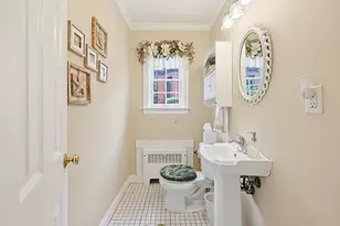 14 Wallace Rd, Lynn, MA 01902 - Photo 11