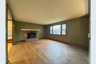 60 White Fox Rd, Agawam, MA 01030 - Photo 9