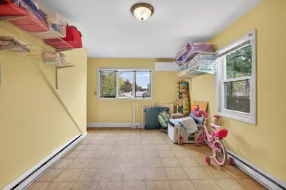 8 Essex St, Swampscott, MA 01907 - Photo 9